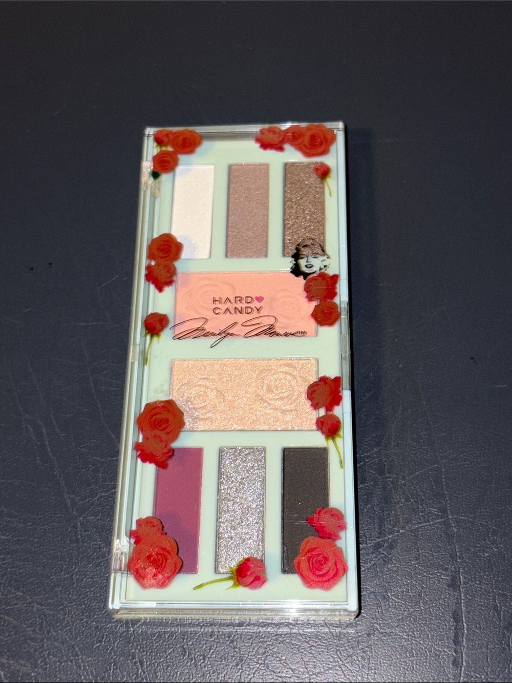 Hard Candy Marilyn Monroe Eye Shadow 8pc set Silver Screen 2066